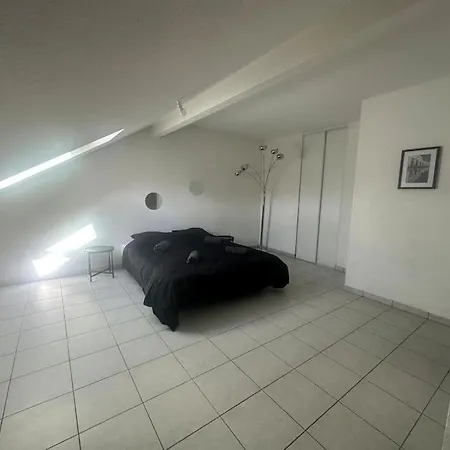 شقة Spacieux